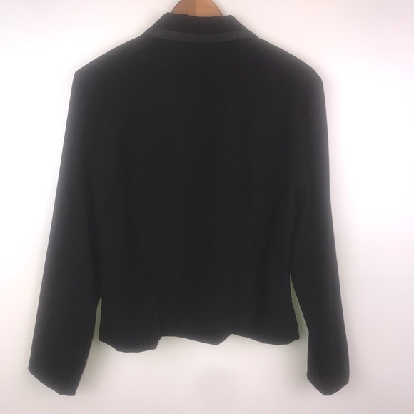 GIORGIO FIORLINI V-Neck Zip Front Black Jacket - Picture 4 of 5